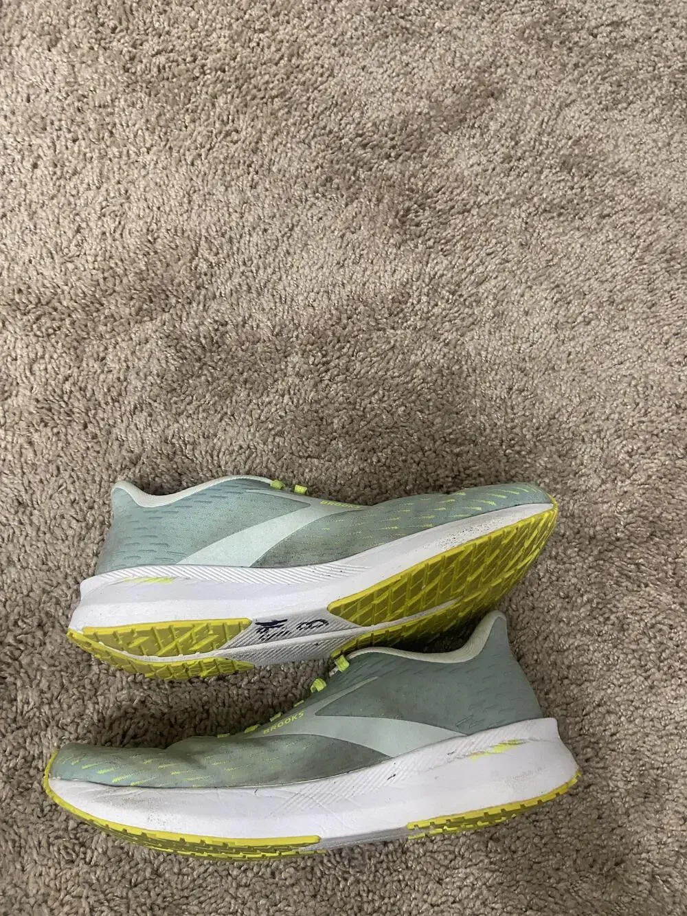 Brooks Hyperion Shoes Womens Size 10 Green Yellow Running Athletic Sneakers